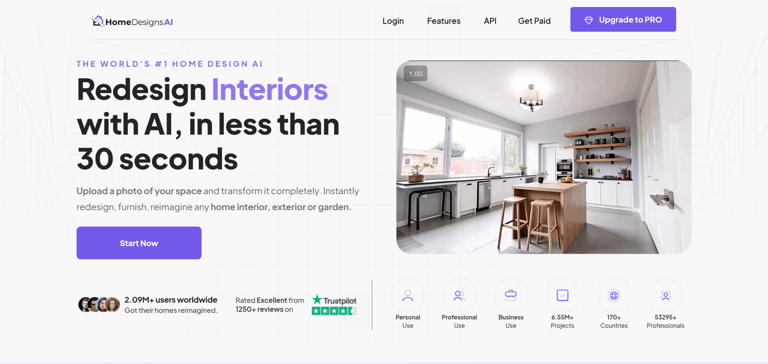 Скриншот главной страницы HomeDesigns.AI — AI-сервис для дизайна экстерьера